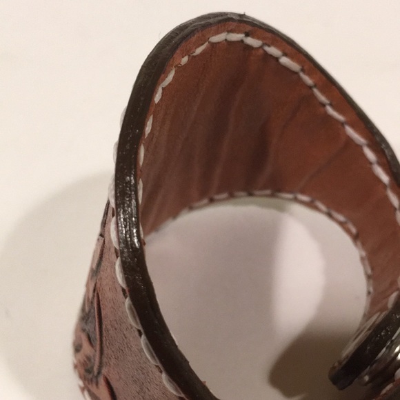 Boho Western Floral Tooled Leather Cuff Bracelet - Picture 14 of 14